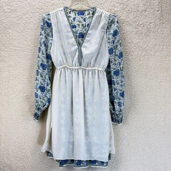 Max Studio Floral Print Mini Dress Size S Smoked Waist V-Neck Long Sleeve Boho - Picture 3 of 13